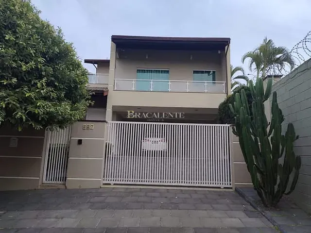 Casa com 632m² 4 quartos e 4 banheiros, à venda, no bairro Jardim São Francisco em Valinhos