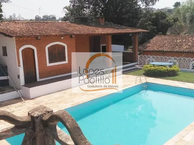 Casa com 2100m² 4 quartos e 3 banheiros, à venda, no bairro Jardim Estância Brasil em Atibaia
