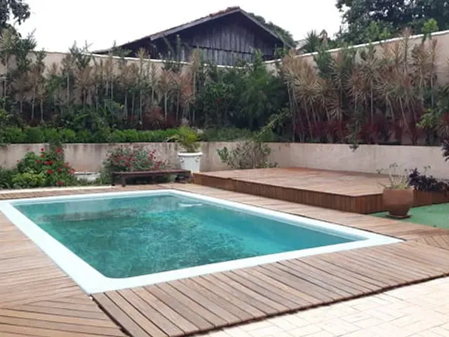 Casa com 600m² 3 quartos e 4 banheiros, à venda, no bairro Bairro da Igrejinha em Apucarana