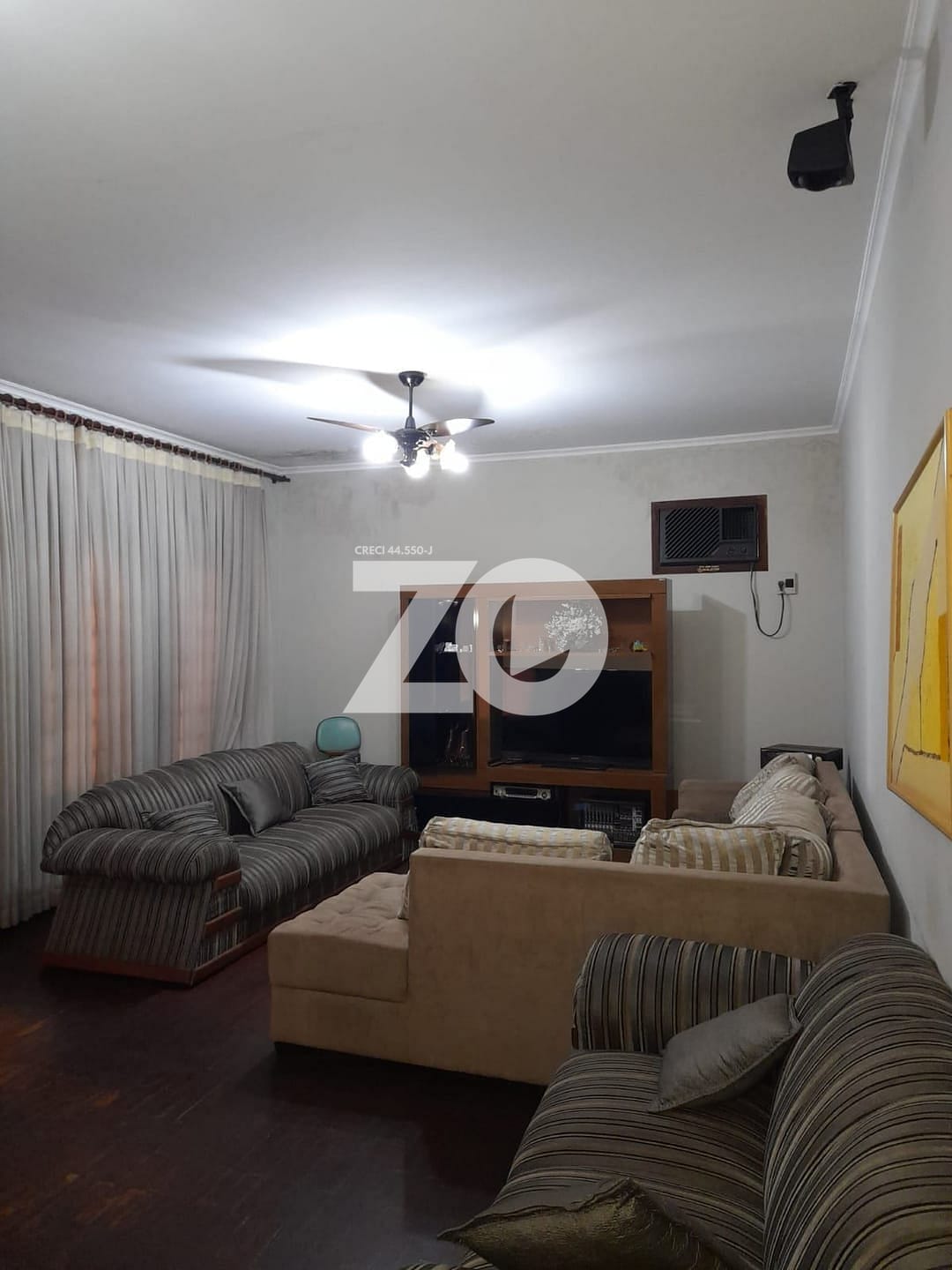 Casa, 3 quartos, 200 m² - Foto 1