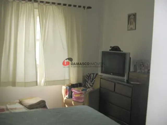 Casa com 96m² 2 quartos e 1 banheiro, à venda, no bairro Olímpico em São Caetano do Sul