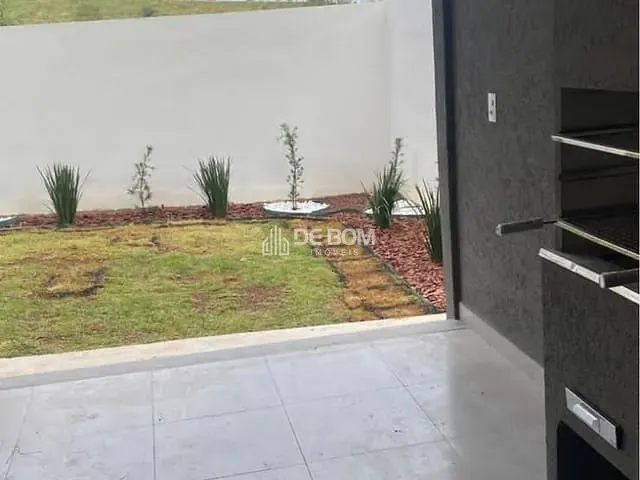 Casa com 255m² 3 quartos e 3 banheiros, à venda, no bairro Loteamento Residencial Tiradentes em Poços de Caldas