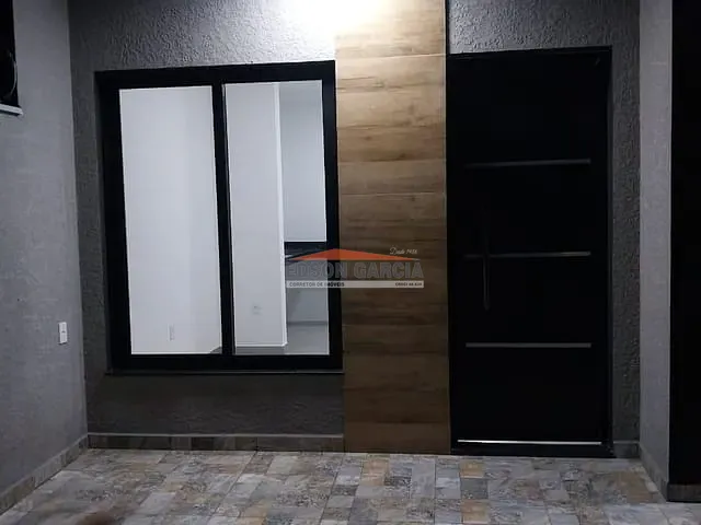 Casa 2 quartos e 1 banheiro, à venda, no bairro Jardim Santa Marta em Sorocaba