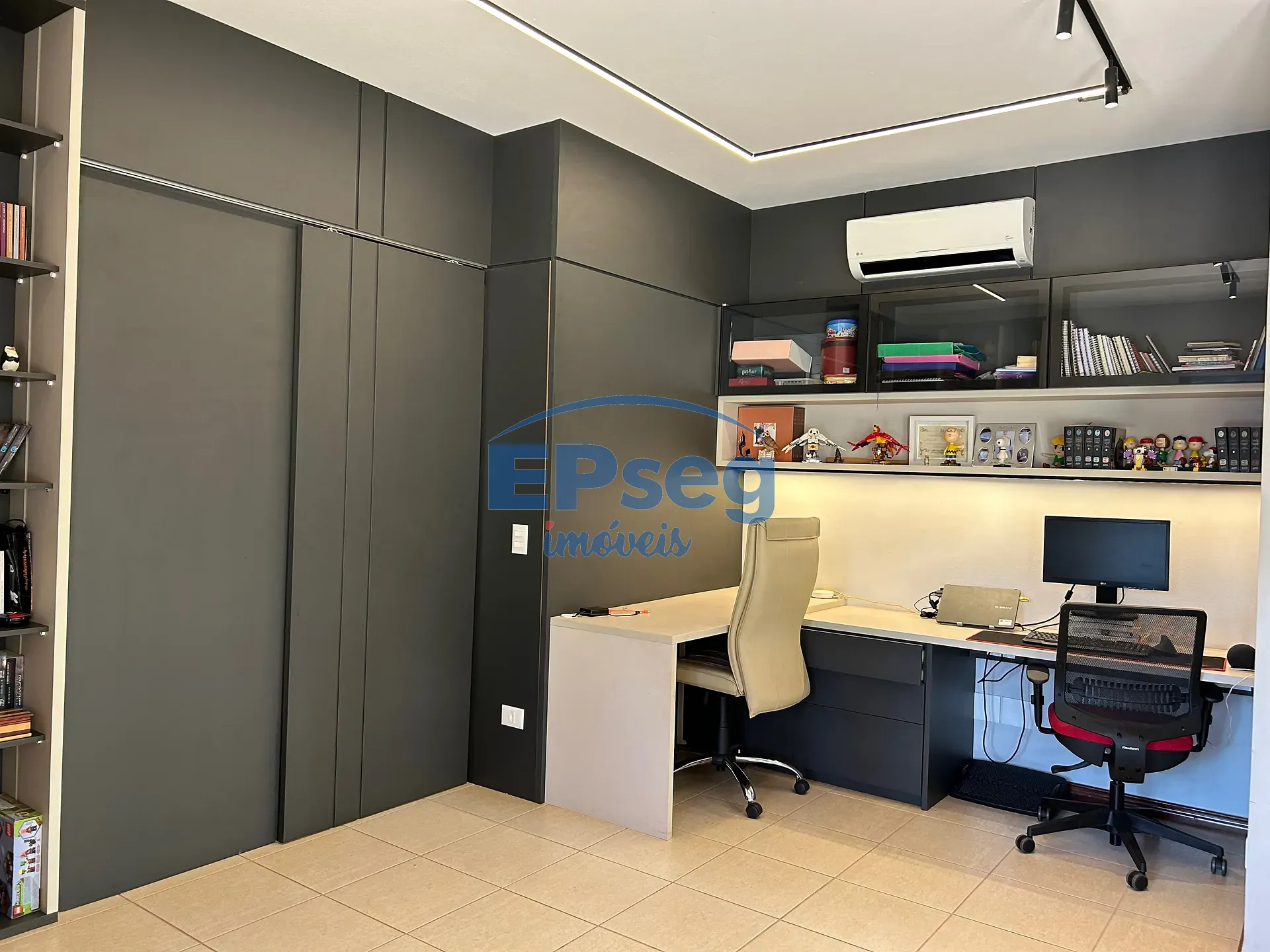 Casa, 3 quartos, 302 m² - Foto 48
