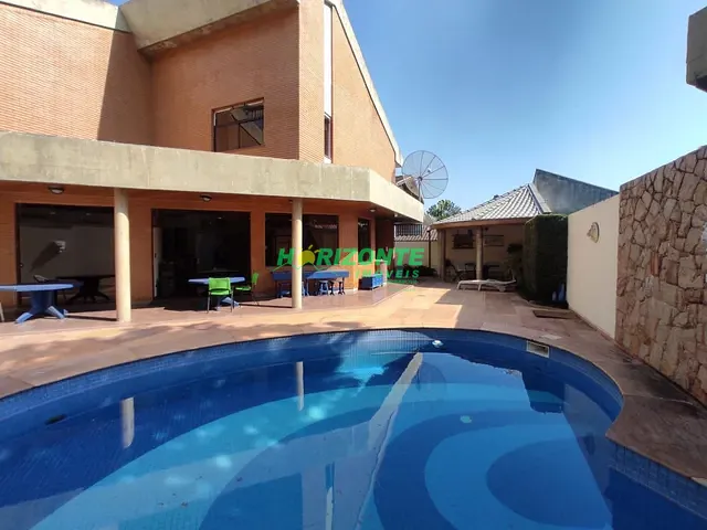 Casa com 517m² 4 quartos e 5 banheiros, à venda, no bairro Jardim Apolo em São José dos Campos
