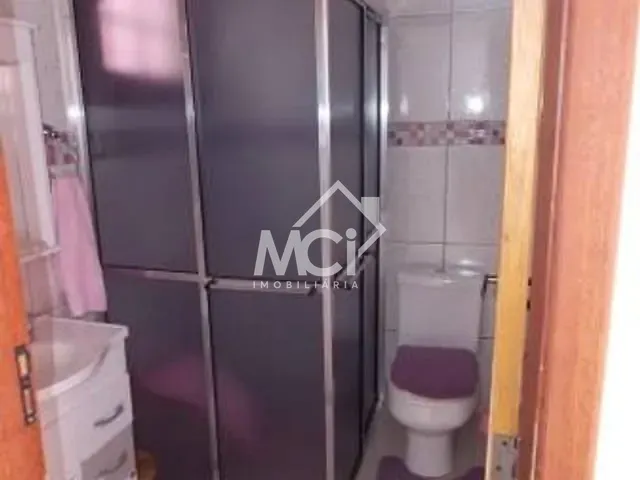 Casa 4 quartos e 3 banheiros, à venda, no bairro Areal em Pelotas