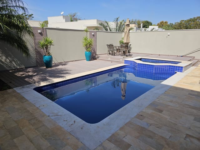 Casa com 400m² 3 quartos e 5 banheiros, para alugar, no bairro Jardim Adhemar de Barros em Campinas