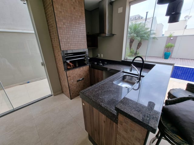 Casa com 400m² 3 quartos e 5 banheiros, para alugar, no bairro Jardim Adhemar de Barros em Campinas