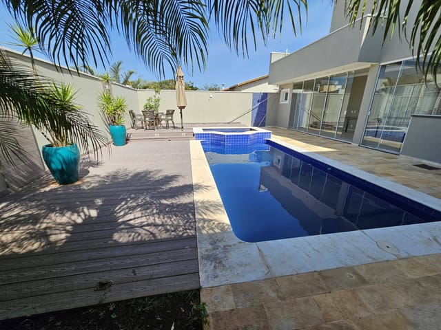 Casa com 400m² 3 quartos e 5 banheiros, para alugar, no bairro Jardim Adhemar de Barros em Campinas