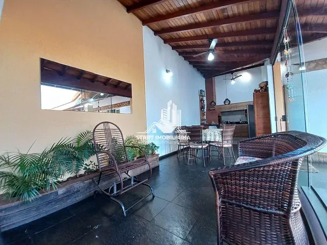 Casa com 324m² 3 quartos e 4 banheiros, à venda, no bairro Jardim das Palmeiras em Pederneiras