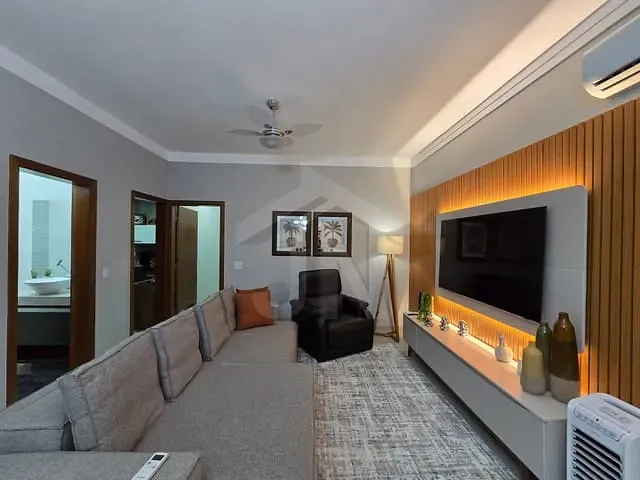 Casa com 300m² 3 quartos e 5 banheiros, à venda, no bairro Jardim San Marco em Ribeirão Preto