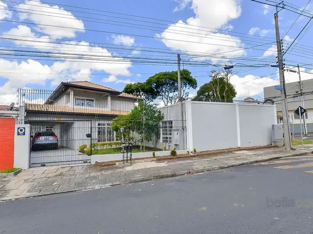 Prédio com 416m², à venda, no bairro Água Verde em Curitiba