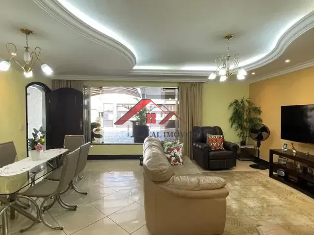 Casa com 240m² 2 quartos e 3 banheiros, à venda ou para alugar, no bairro Vila Alice em Santo André