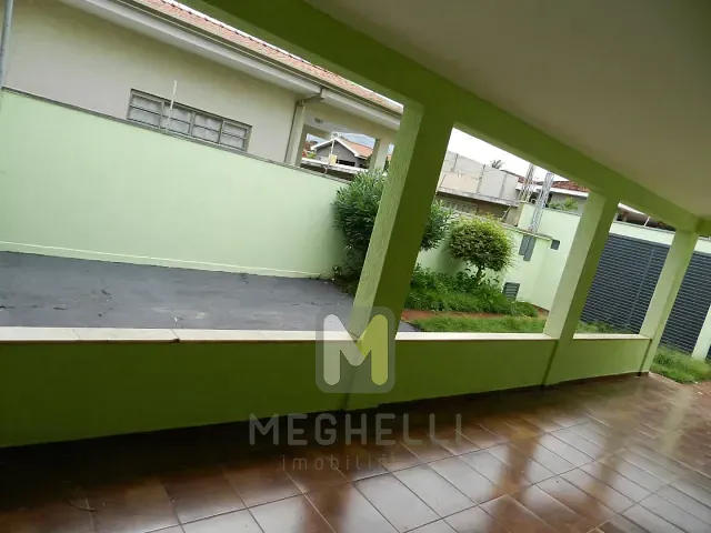 Casa com 250m² 2 quartos e 1 banheiro, para alugar, no bairro Centro em Serrana