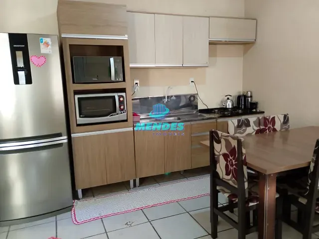 Casa com 300m² 3 quartos e 3 banheiros, à venda, no bairro COHAB A em Gravataí