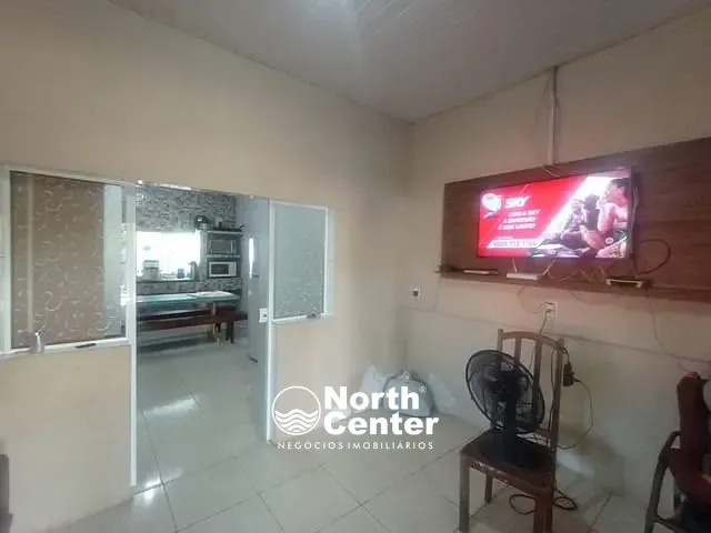 Casa com 228m² 4 quartos e 2 banheiros, à venda, no bairro Costeira em Balneário Barra do Sul
