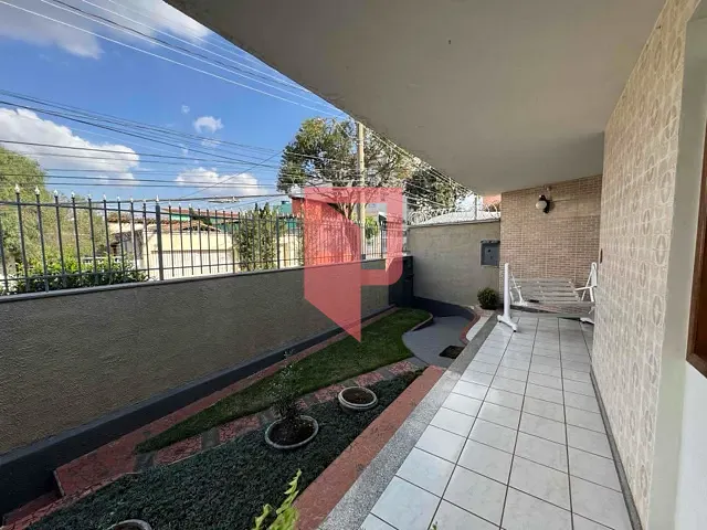 Casa com 405m² 3 quartos e 2 banheiros, à venda, no bairro Caiçaras em Belo Horizonte