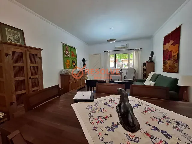 Casa com 330m² 2 quartos e 2 banheiros, à venda, no bairro Morro Branco em Guararema