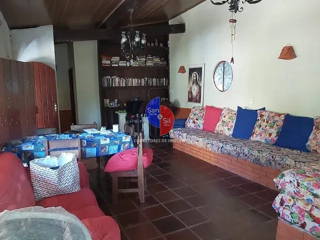 Casa com 4186m² 2 quartos e 1 banheiro, à venda, no bairro Corujas em Guapimirim