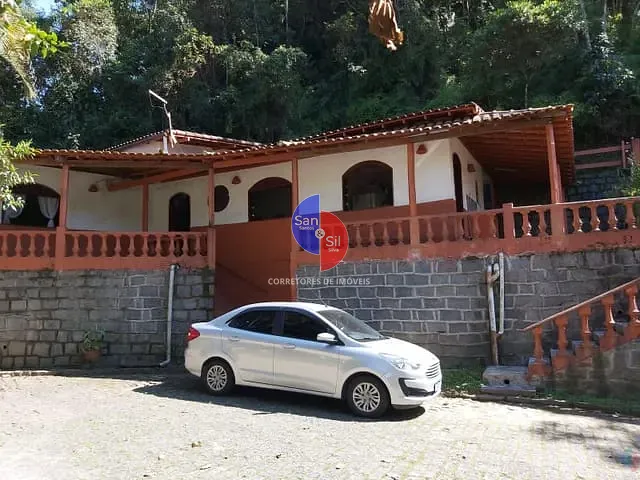 Casa com 4186m² 2 quartos e 1 banheiro, à venda, no bairro Corujas em Guapimirim
