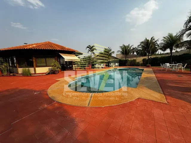 Casa com 6000m², à venda, no bairro Jardim Shangri-Lá em Bauru