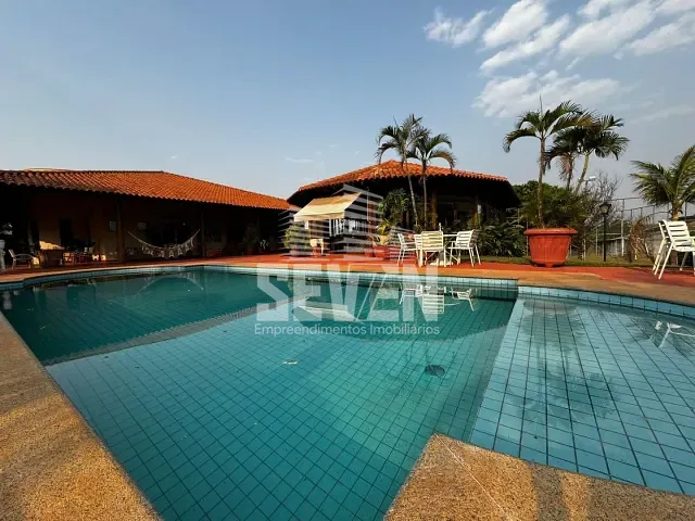 Casa com 6000m², à venda, no bairro Jardim Shangri-Lá em Bauru