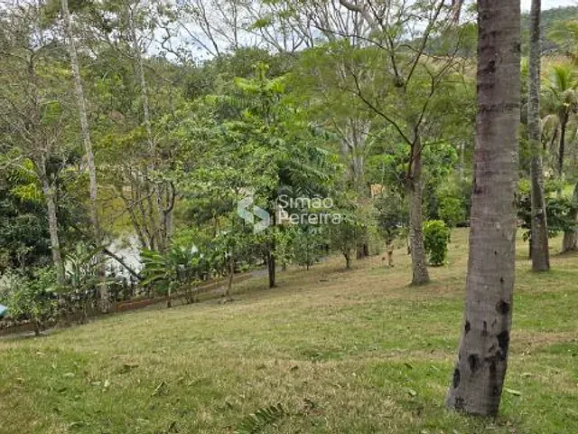 Casa com 4000m² 4 quartos e 6 banheiros, à venda, no bairro Balança em Simão Pereira