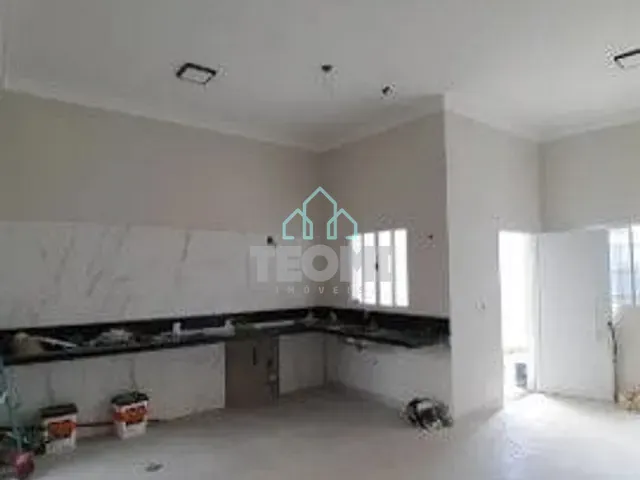 Casa com 138m² 2 quartos e 2 banheiros, à venda, no bairro Residencial Estoril em Taubaté
