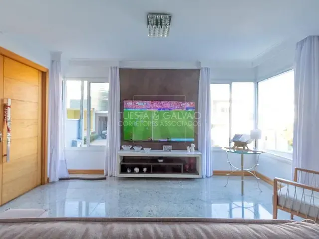 Casa com 186m² 3 quartos e 4 banheiros, à venda, no bairro Cachoeira em Curitiba