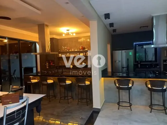 Casa com 308m² 3 quartos e 3 banheiros, à venda, no bairro Loteamento Residencial Parque das Araucárias em Taubaté