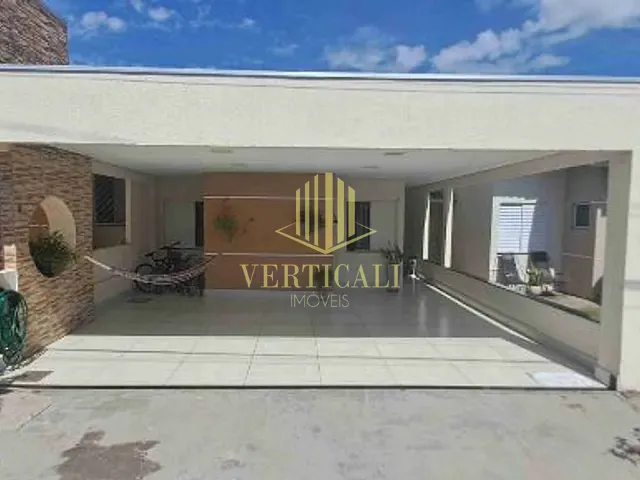 Casa 2 quartos e 2 banheiros, à venda, no bairro Jardim Ubirajara em Cuiabá