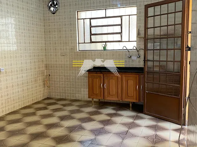 Sobrado com 171m² 2 quartos e 3 banheiros, à venda, no bairro Vila das Palmeiras em Guarulhos