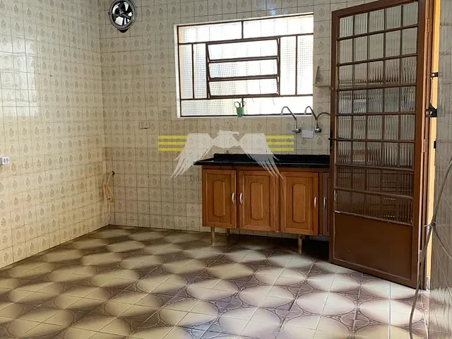 Sobrado com 171m² 2 quartos e 3 banheiros, à venda, no bairro Vila das Palmeiras em Guarulhos