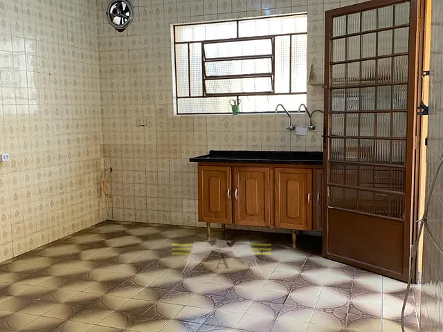 Sobrado com 171m² 2 quartos e 3 banheiros, à venda, no bairro Vila das Palmeiras em Guarulhos