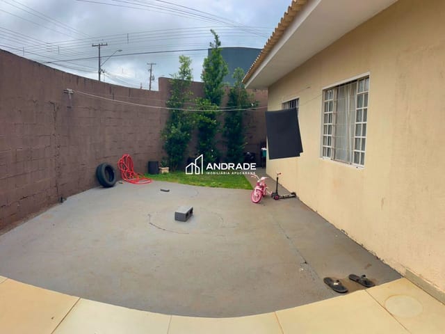 Casa com 140m² 2 quartos e 1 banheiro, à venda, no bairro Residencial Interlagos em Apucarana