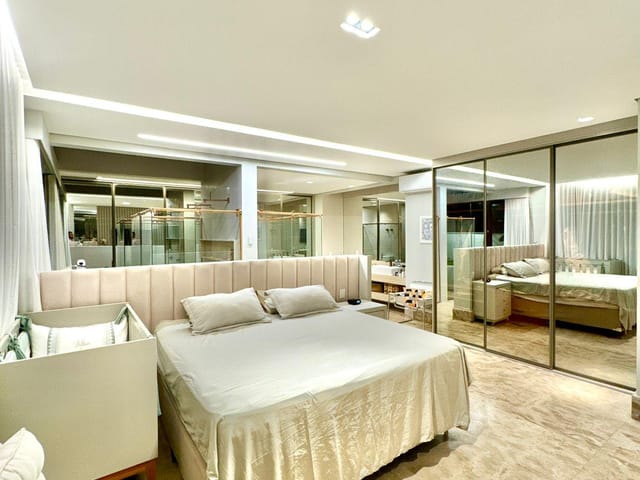 Casa com 2500m² 4 quartos e 5 banheiros, à venda, no bairro Park Way em Brasília