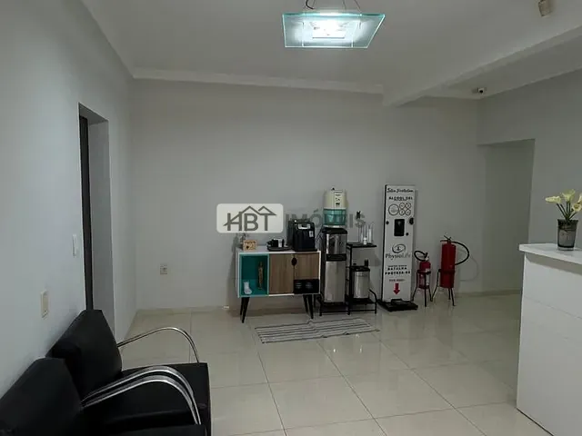 Casa com 400m², para alugar, no bairro Vila Guedes de Azevedo em Bauru