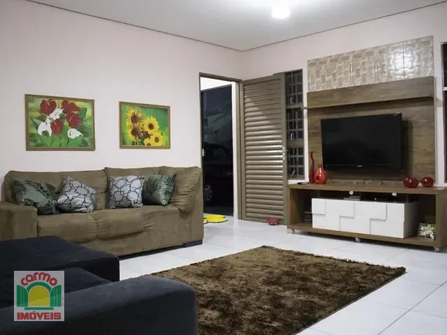 Casa com 360m² 7 quartos e 7 banheiros, à venda, no bairro Jardim Santa Barbara em Pirenópolis