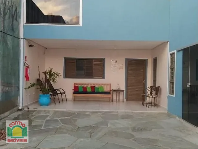 Casa com 360m² 7 quartos e 7 banheiros, à venda, no bairro Jardim Santa Barbara em Pirenópolis