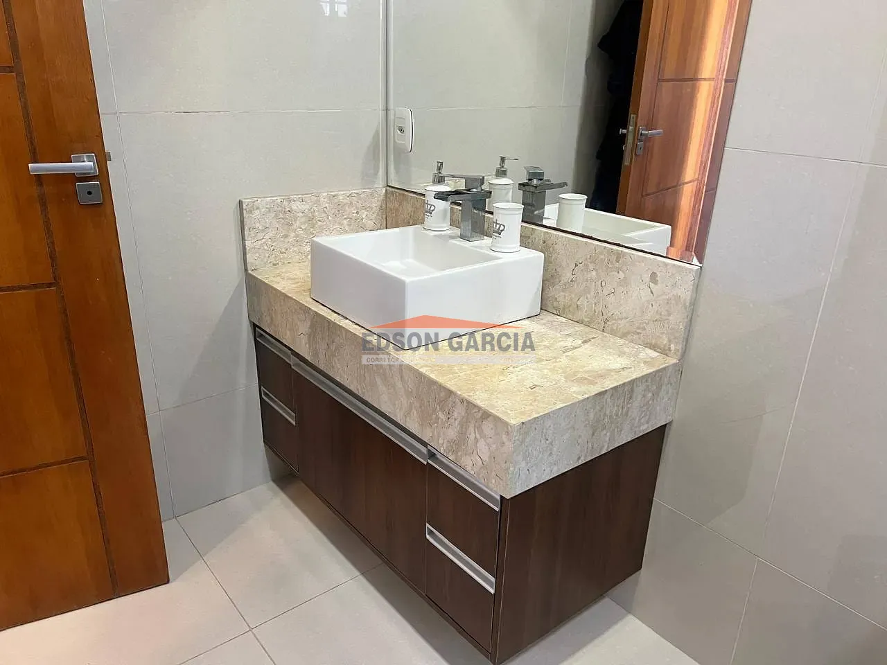 Casa, 3 quartos, 170 m² - Foto 9