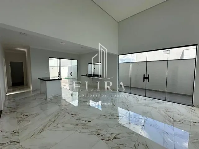 Casa com 304m² 3 quartos e 3 banheiros, à venda, no bairro Jardim Recanto das Águas em Nova Odessa