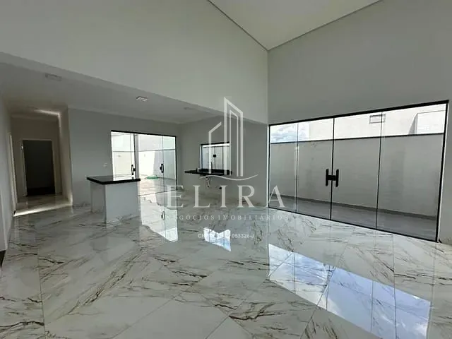 Casa com 304m² 3 quartos e 3 banheiros, à venda, no bairro Jardim Recanto das Águas em Nova Odessa
