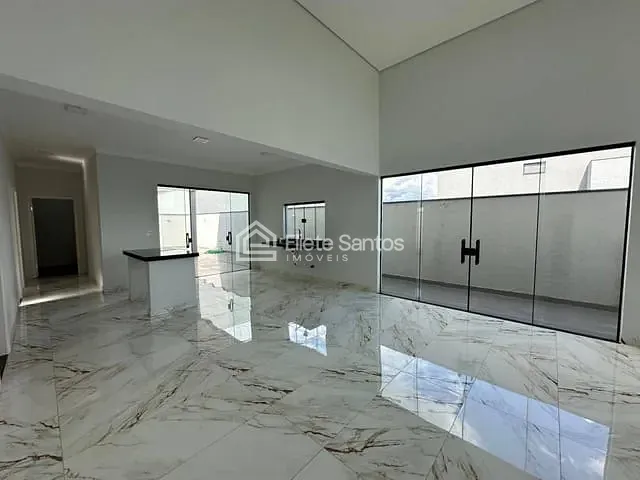 Casa com 304m² 3 quartos e 3 banheiros, à venda, no bairro Jardim Recanto das Águas em Nova Odessa