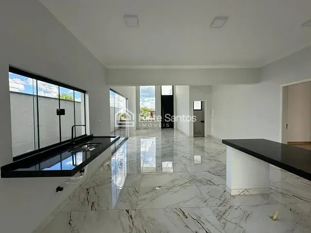 Casa com 304m² 3 quartos e 3 banheiros, à venda, no bairro Jardim Recanto das Águas em Nova Odessa