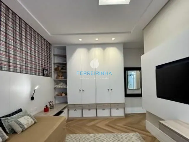 Casa com 450m² 3 quartos e 3 banheiros, à venda, no bairro Jardim do Golfe em São José dos Campos