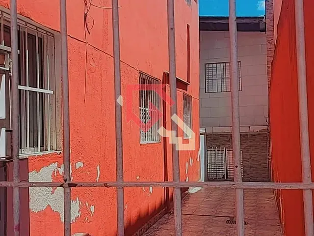 Casa 8 quartos e 4 banheiros, à venda, no bairro Jardim Mauá em Mauá