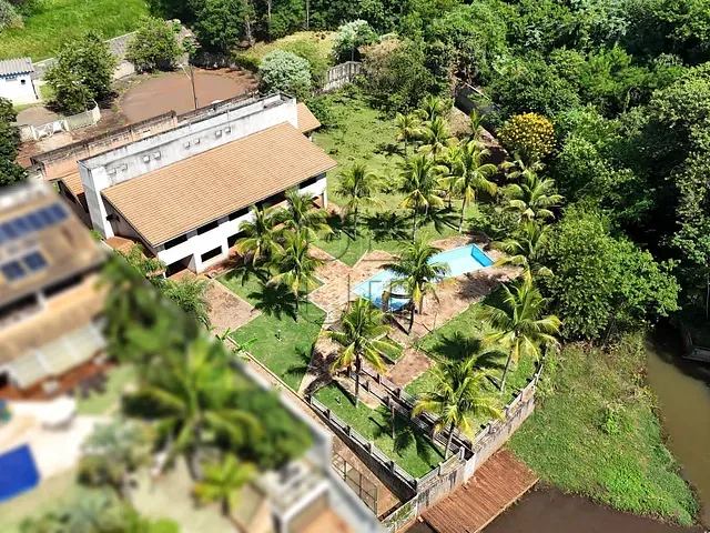 Casa com 2598m² 4 quartos e 5 banheiros, à venda, no bairro Colonial em Londrina