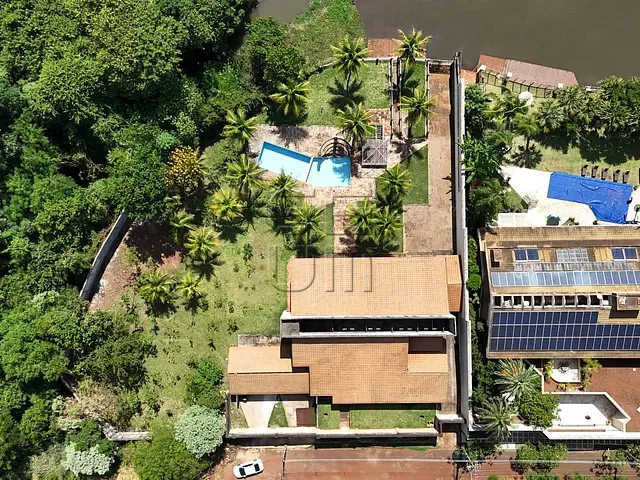 Casa com 2598m² 4 quartos e 5 banheiros, à venda, no bairro Colonial em Londrina