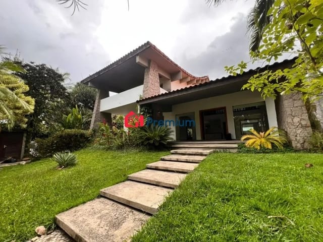 Casa 5 quartos e 8 banheiros, à venda, no bairro Barra da Tijuca em Rio de Janeiro