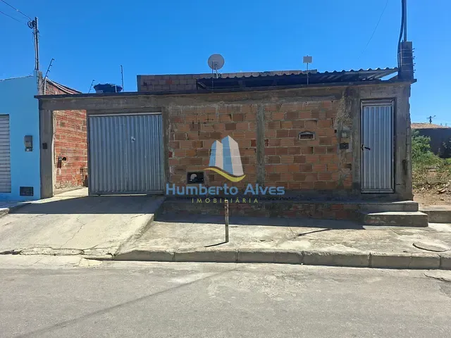 Casa com 180m² 3 quartos e 1 banheiro, à venda, no bairro Zabelê em Vitória da Conquista